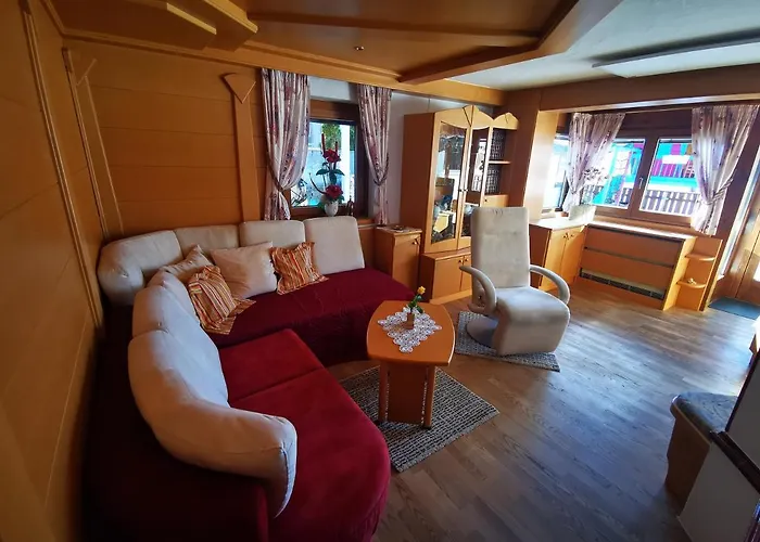 Kaiserblick Apartament *